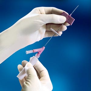 Catheter I.V. Closed IV Catheter Saf-T-Intima™ 24 Gauge 0.75 Inch Retracting Safety Needle Yellow Y Port Type (25/BX 8BX/CS) by BD  ID 383313